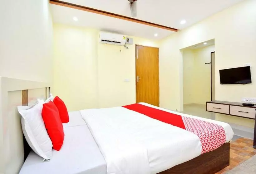 Hotelli Oyo 42769 Vij Guest House