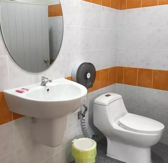 Hotelli Pim Bungalow