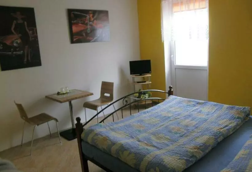 Majatalo Penzion Cizku U Trebone