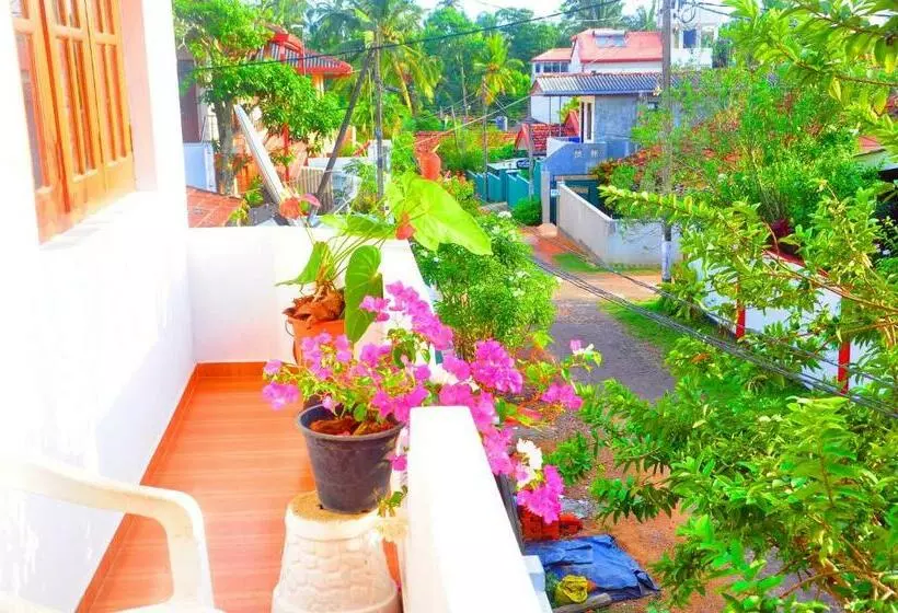 Majatalo Senero House