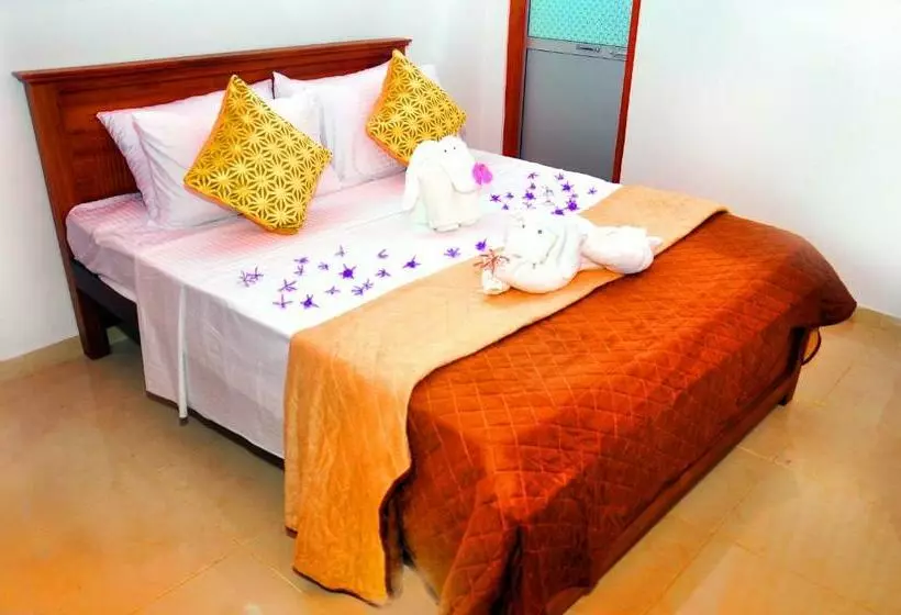 Majatalo Senero House