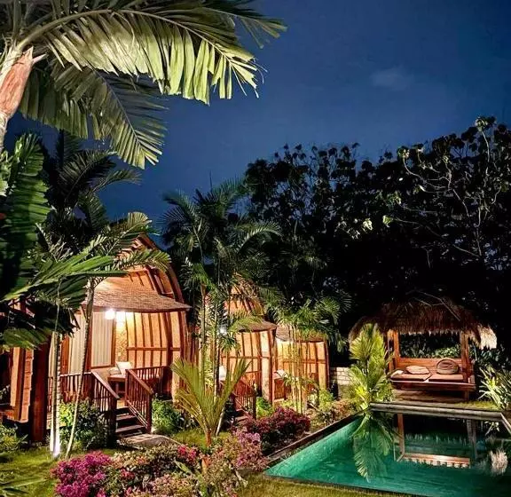 ペンション Uluwatu Sunrise