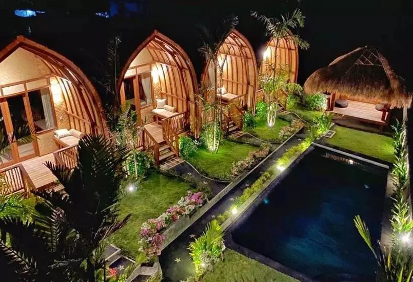 ペンション Uluwatu Sunrise