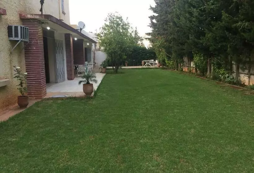پانسیون Villa Tazi