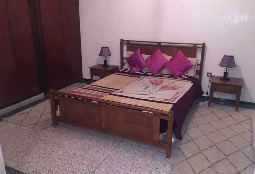 پانسیون Villa Tazi