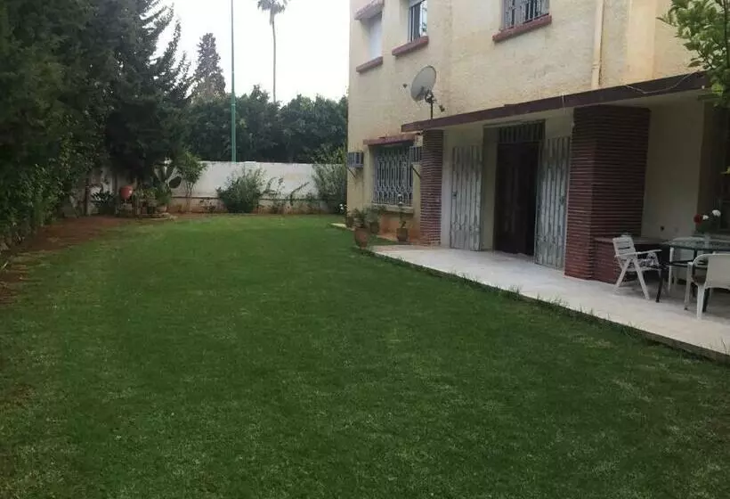 پانسیون Villa Tazi