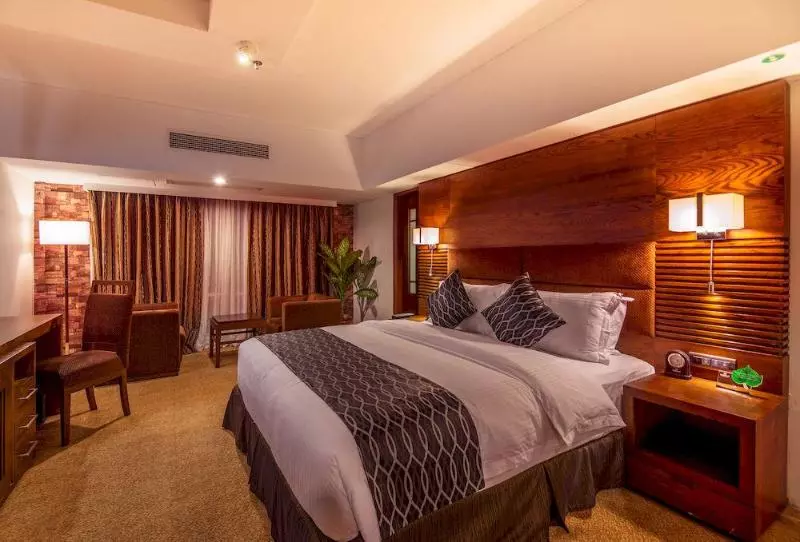 هتل Aara Hospitality Services Limited