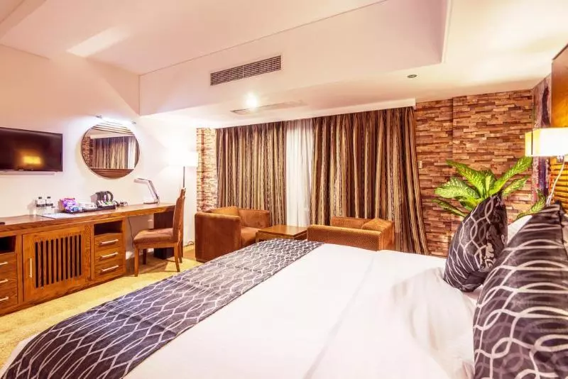 هتل Aara Hospitality Services Limited