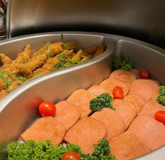 Anex Hotel Near Us Embassy