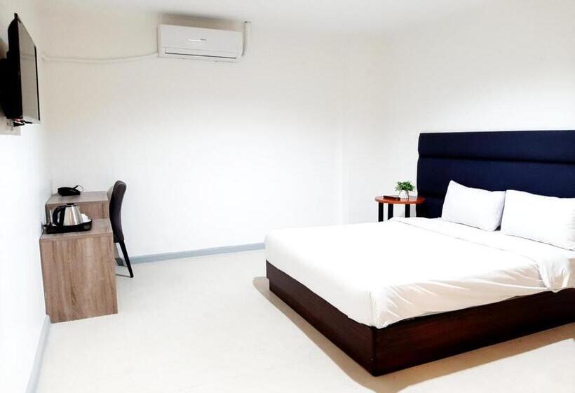 Anex Hotel Near Us Embassy