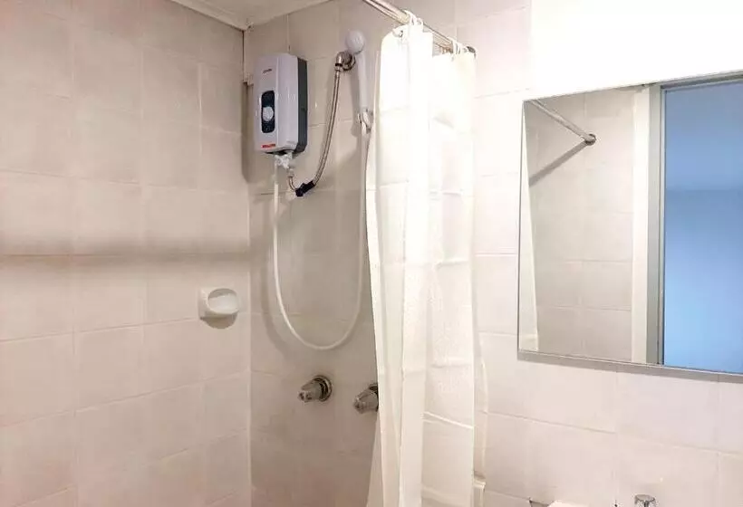 Anex Hotel Near Us Embassy