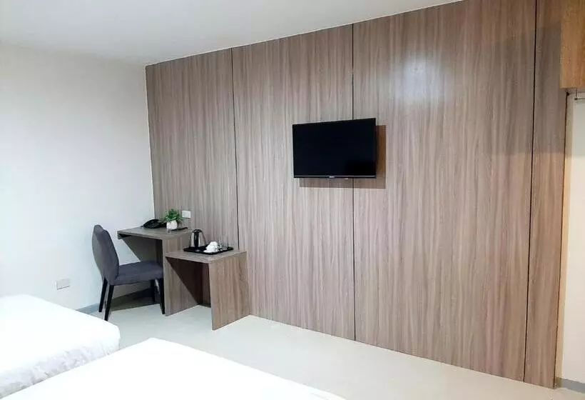 Anex Hotel Near Us Embassy