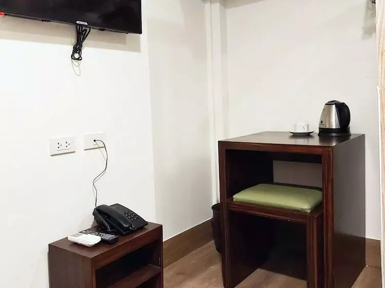 Anex Hotel Near Us Embassy