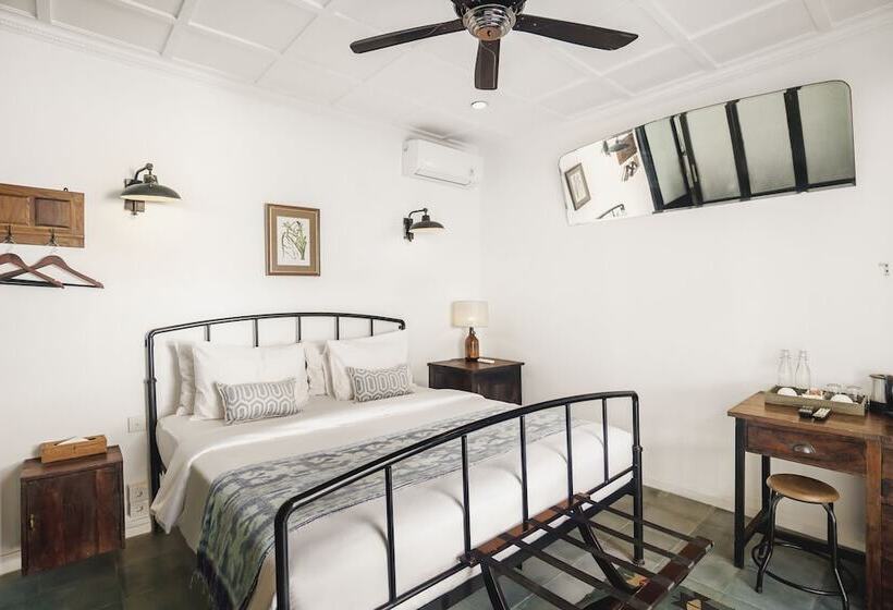 호텔 Brown Feather