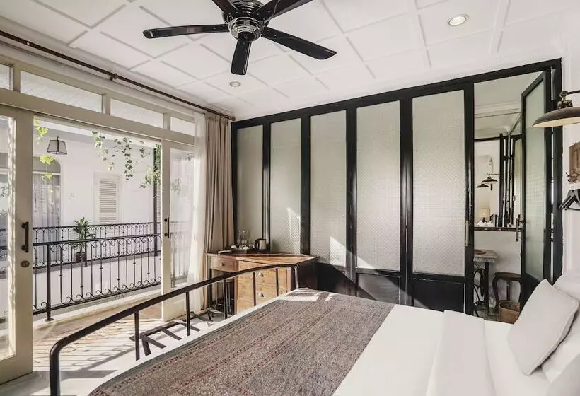 בית מלון כפרי Brown Feather