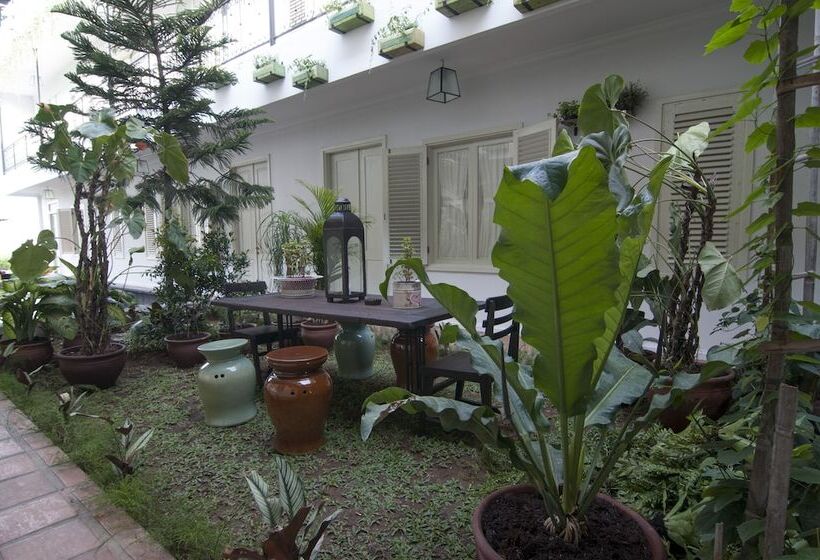 호텔 Brown Feather