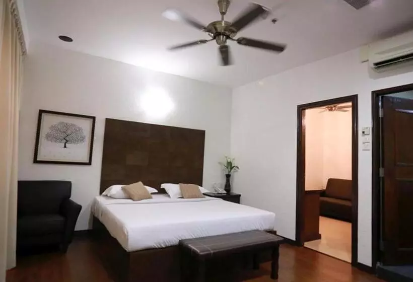 ホテル Crystal Lodge