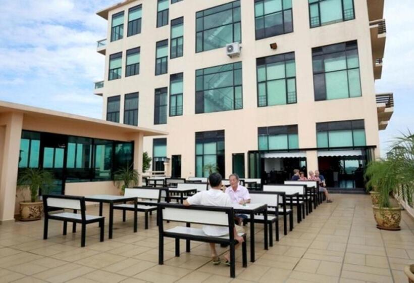 Отель Crystal Lodge