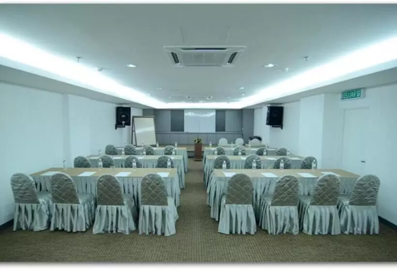 ホテル Crystal Lodge