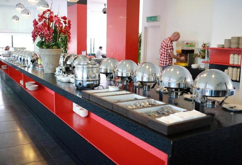 Отель Crystal Lodge