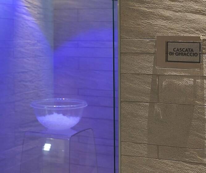 Eureka Palace Hotel Spa Resort