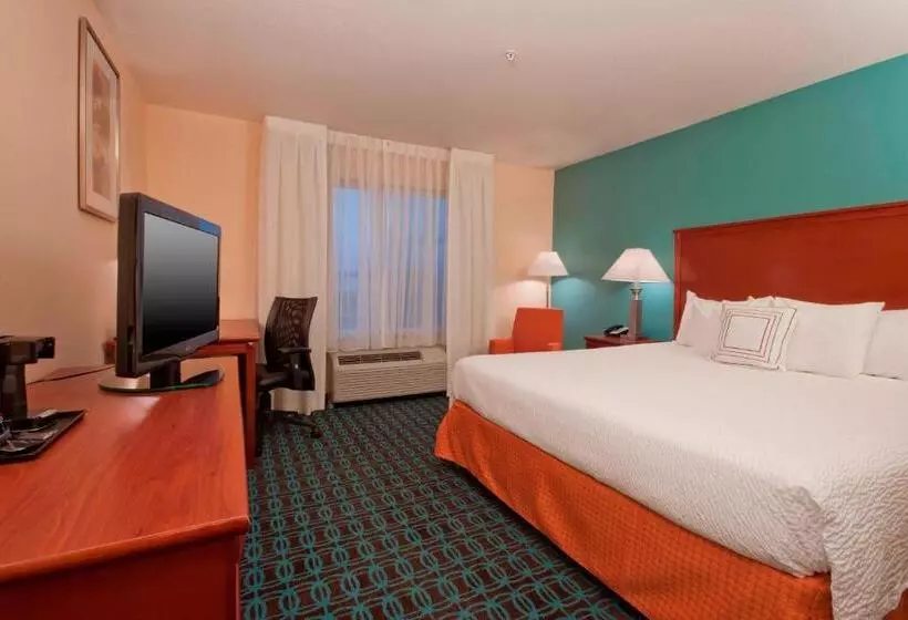 Отель Fairfield Inn & Suites El Centro