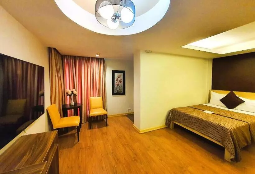 Festive Hotel Makati