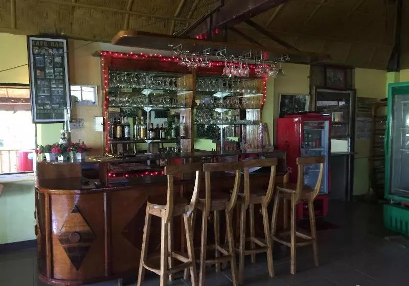 Hotell Flowerbeach Scuba Diving Resort