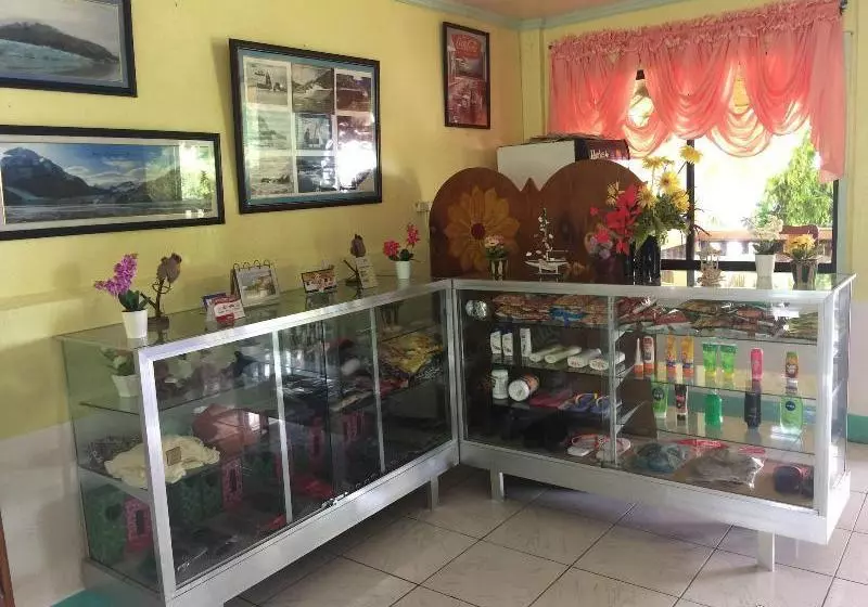 Hotell Flowerbeach Scuba Diving Resort