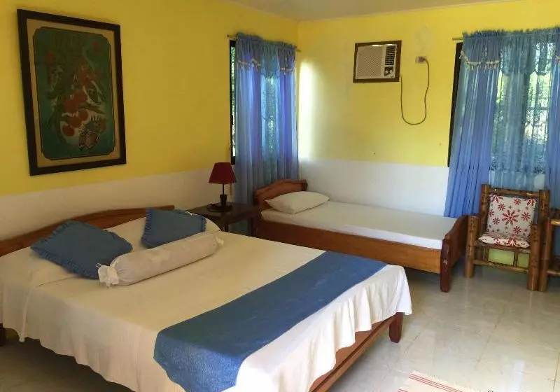 Hotell Flowerbeach Scuba Diving Resort