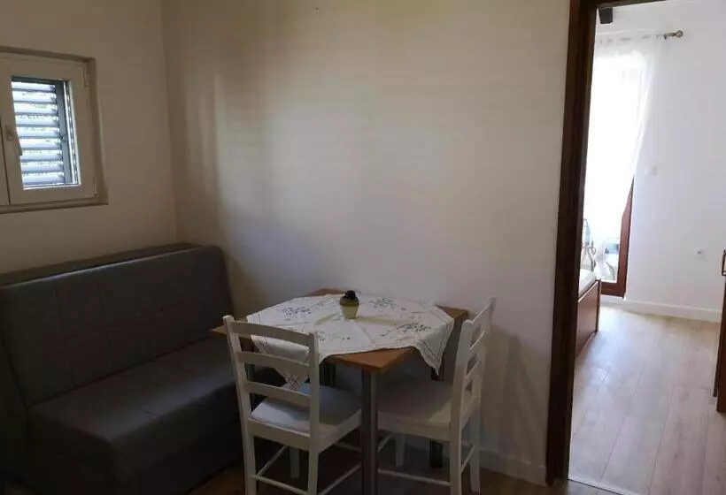 בית מלון כפרי Guest House Pikala