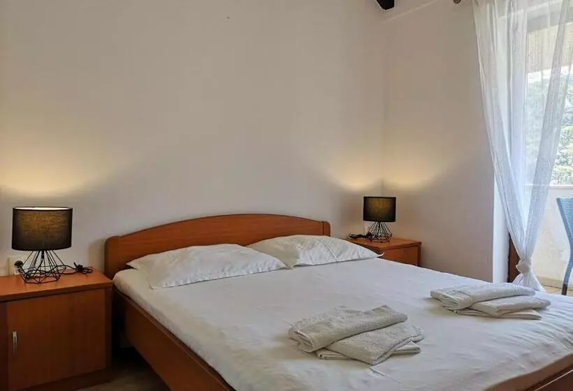 בית מלון כפרי Guest House Pikala