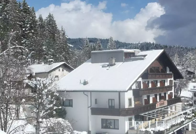 Отель Habhof Garni