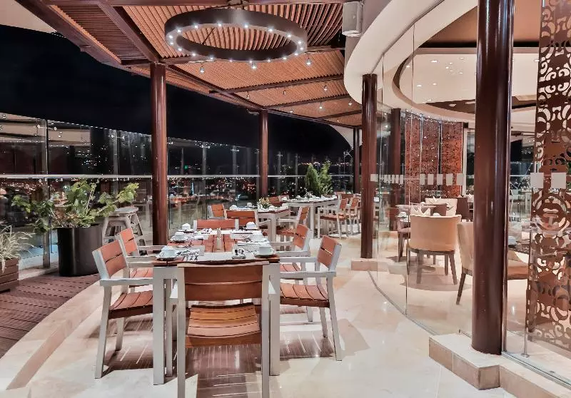 هتل Holiday Inn Bucaramanga Cacique, An Ihg