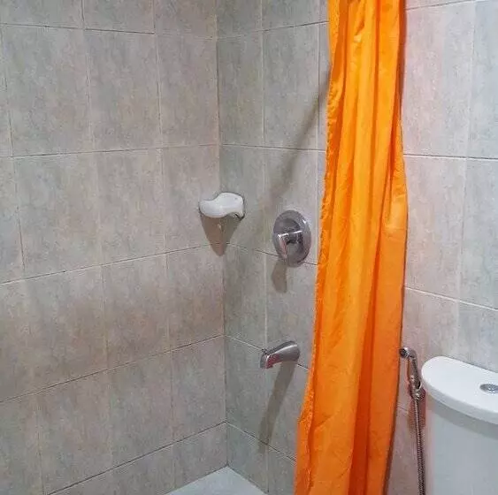 Отель Hollywood Drivein