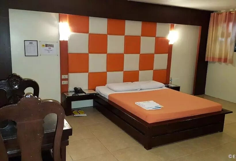 Отель Hollywood Drivein