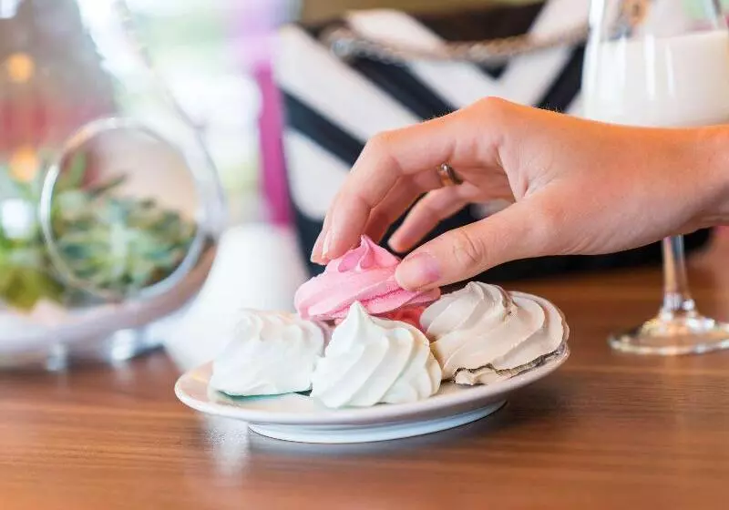 בית מלון כפרי Ibis Styles Castres