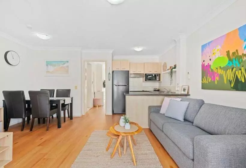 בית מלון כפרי Island Beach Resort