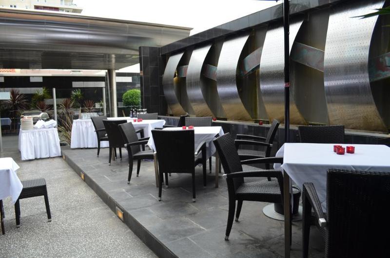 בית מלון כפרי Lakes