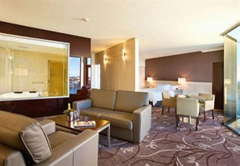 בית מלון כפרי Lakes