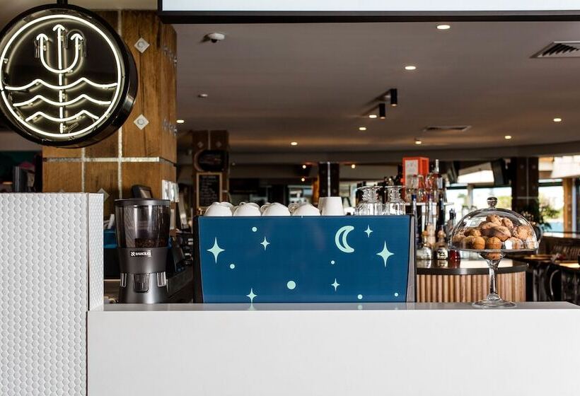 בית מלון כפרי Lakes