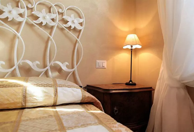 Otel Le Case Antiche Albergo Diffuso