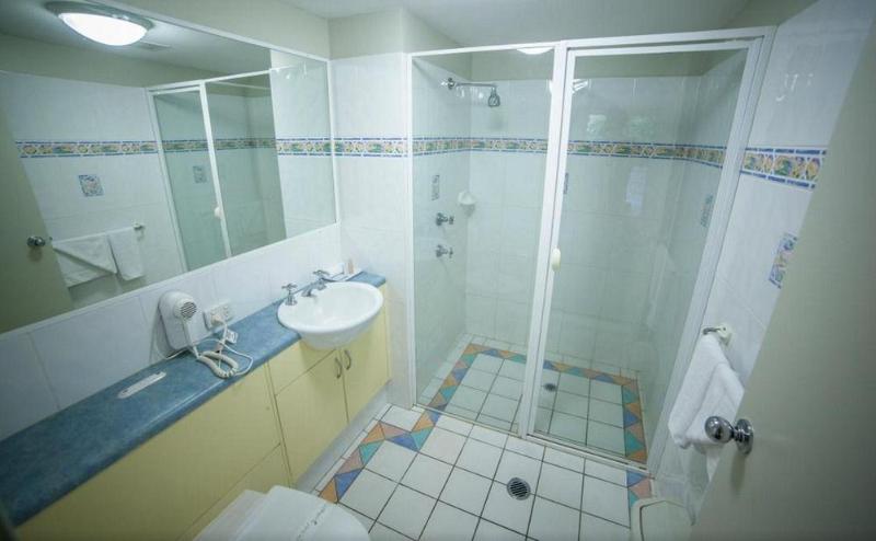 בית מלון כפרי Lennox Beach Resort