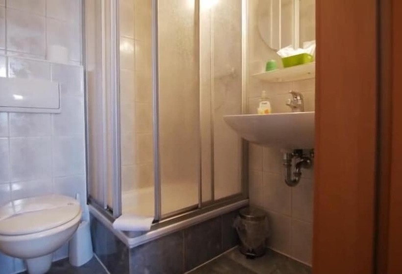 בית מלון כפרי Marjani