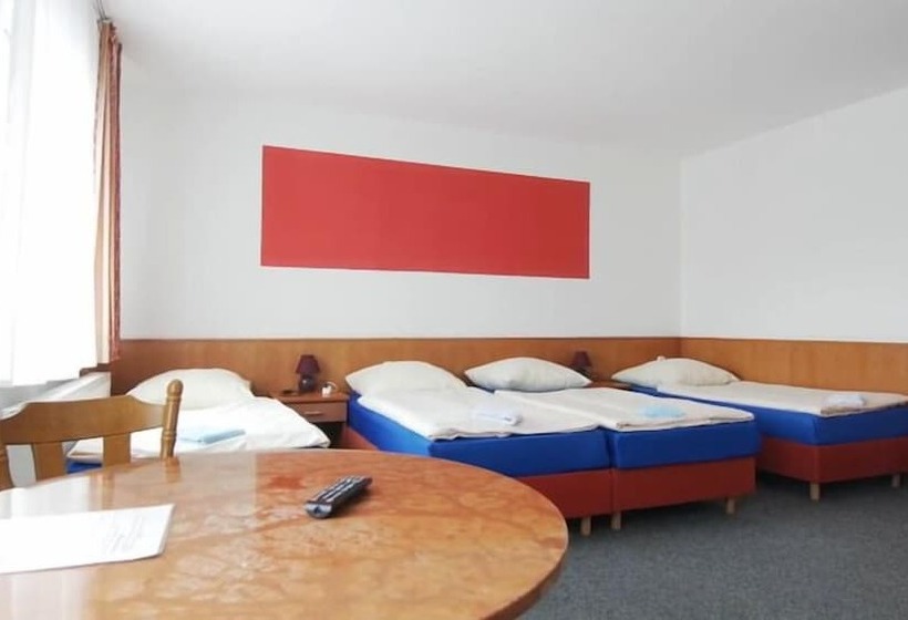 בית מלון כפרי Marjani