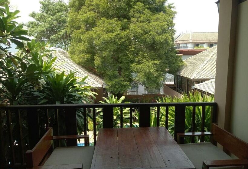 בית מלון כפרי Meewaya