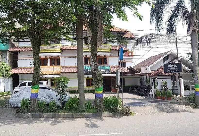 Отель Bali Indah