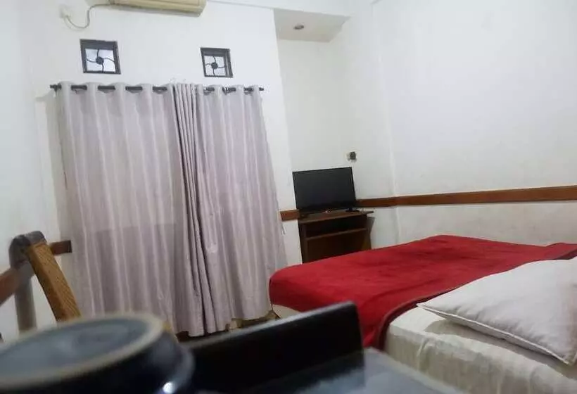 Отель Bali Indah