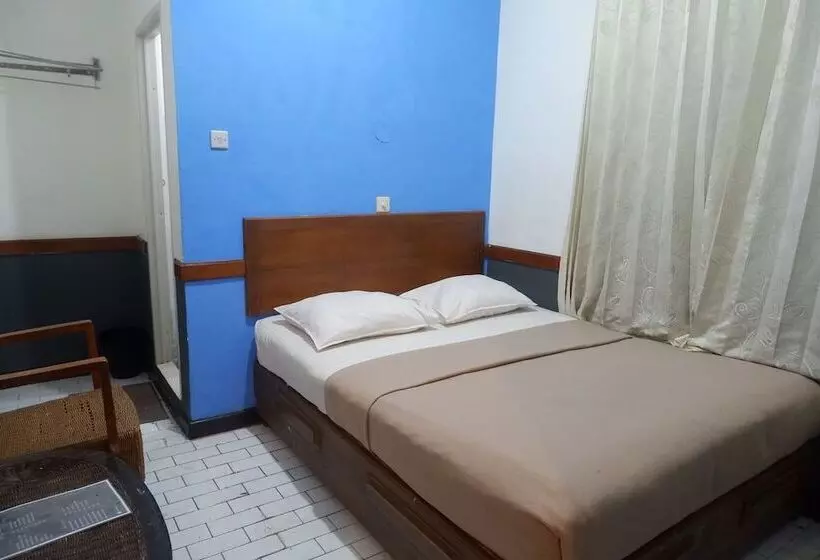 Отель Bali Indah