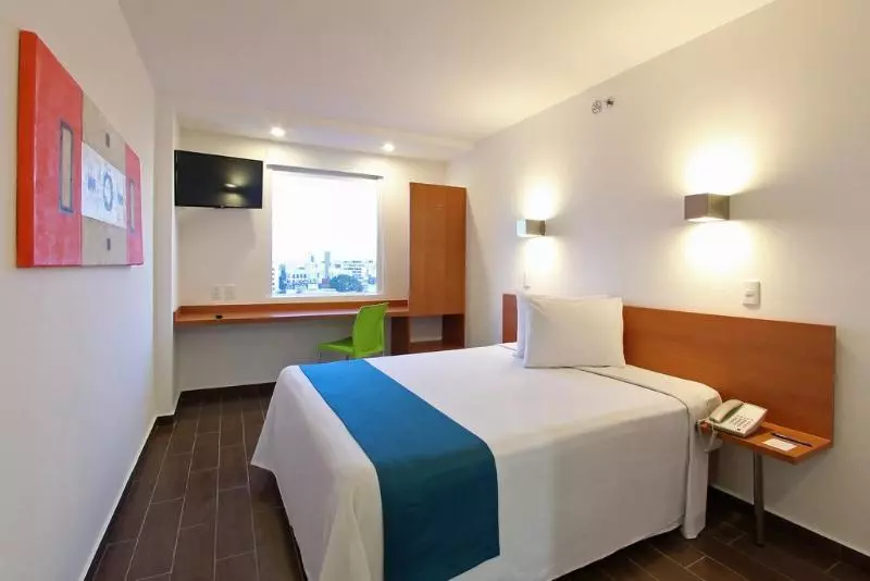 هتل One Villahermosa Centro
